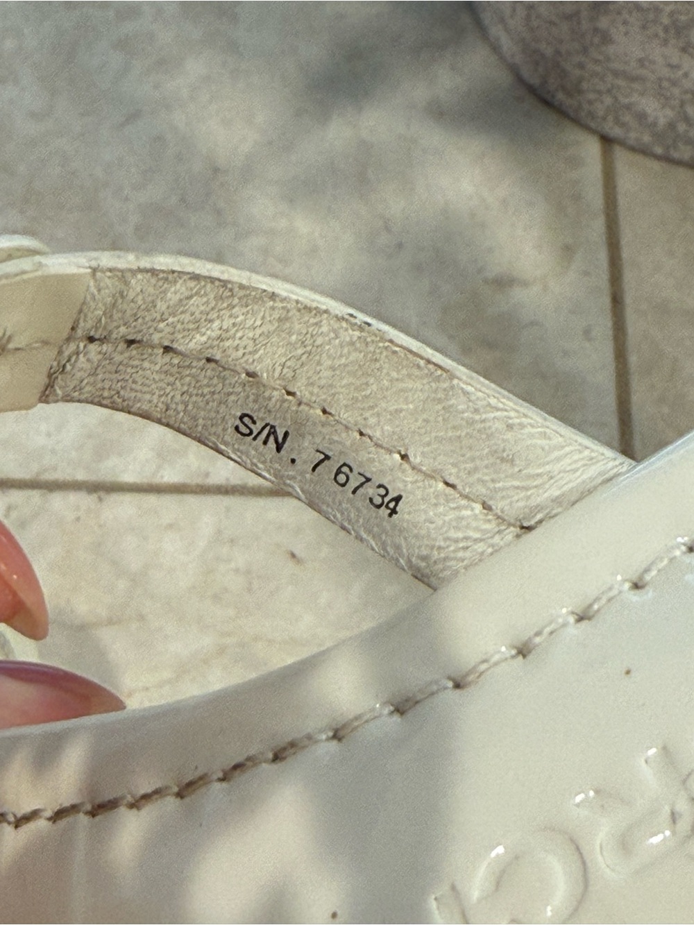 Tory Burch Ivory Patent Miller Thong Sandal Size 6.5 - Picture 7 of 12